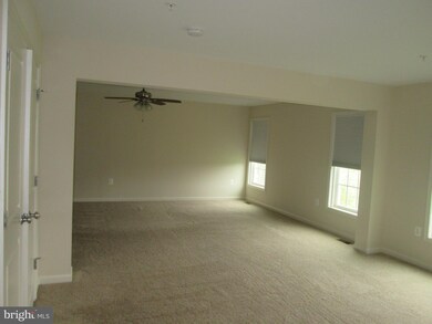 13772 Night Sky Dr, Silver Spring, MD 20906 - photo 6