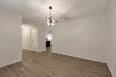 1817 Lincolnshire Dr, Bedford, TX 76021 - photo 7