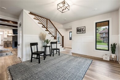 207 NW 5th St, Bentonville, AR 72712 - photo 3