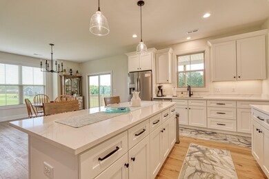 521 Hillview Knoll Ln, Greer, SC 29651 - photo 5