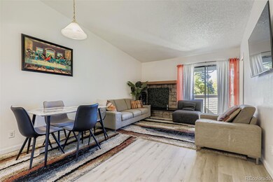 497 S Memphis Way unit 17, Aurora, CO 80017 - photo 2