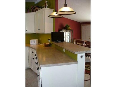 Kitchen. kitchen island with bar