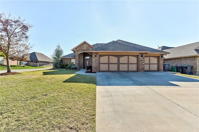 816 NW 194th Terrace, Edmond, OK 73012 - photo 2