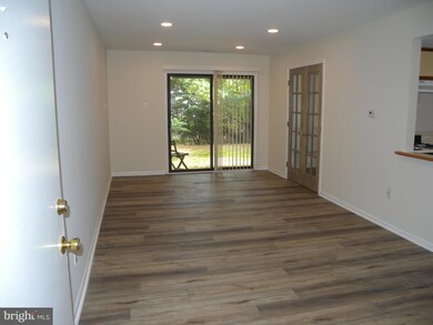 1825 Bridgetown Pike unit 609, Feasterville Trevose, PA 19053 - photo 3