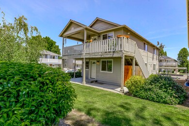 628 Valley Heart Ln, Central Point, OR 97502 - photo 3