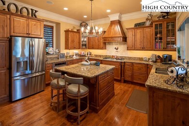 A LOVELY KITCHEN!