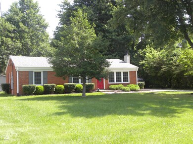 9207 Hudson Ln, Louisville, KY 40291 - photo 5