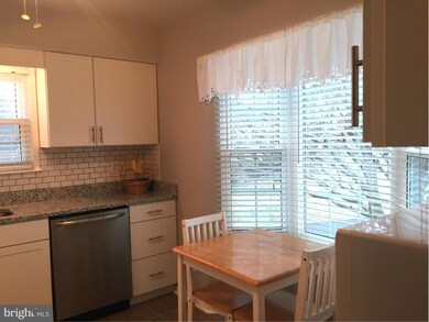 246 Fairfield Dr, Warrenton, VA 20186 - photo 7