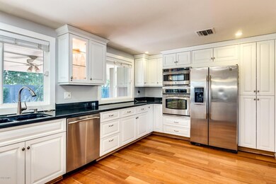 SS Appliances & Double Ovens