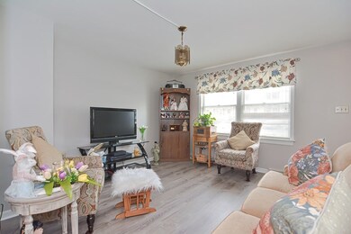 91 Donohue Rd unit 12, Dracut, MA 01826 - photo 5