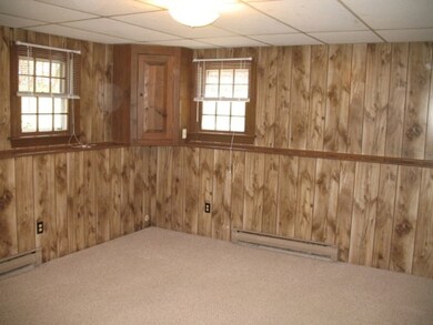 89 Mount Pleasant St unit 2, Milford, MA 01757 - photo 3