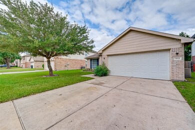 5834 Wickover Ln, Houston, TX 77086 - photo 2