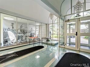 54-44 Little Neck Pkwy unit 5L, Little Neck, NY 11362 - photo 6