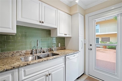 534 Broad Ave S unit 534, Naples, FL 34102 - photo 6