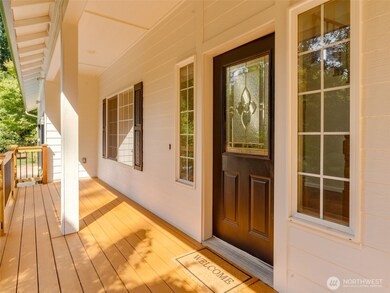 New Front Deck w/Black Railing