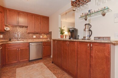 12 Williamsburg Ct unit 13, Shrewsbury, MA 01545 - photo 7