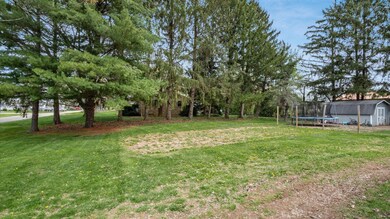 40-z 1880 Roberta Dr084