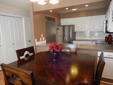815 Apple Blossom Lane 003