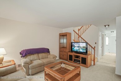 018_17_South_Pointe_Circle_332236_623016