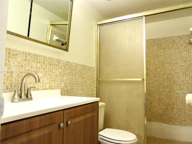 20275 NE 2nd Ave unit 16, Miami, FL 33179 - photo 7