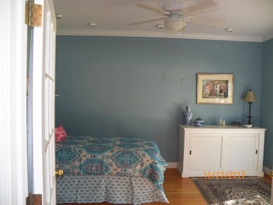 held circle listing 027