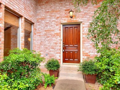 4700 Trail West Dr, Austin, TX 78735 - photo 4