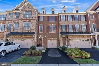 42609 Lisburn Chase Terrace, Chantilly, VA 20152 - photo 2