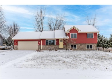 1710 Amsterdam St, Baldwin, WI 54002 - photo 3