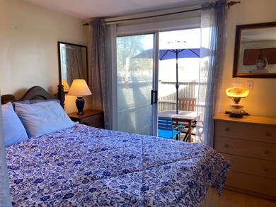Queen bed