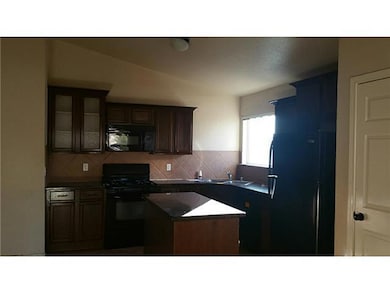 14220 Desert Stone Dr, Horizon City, TX 79928 - photo 4