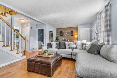 627 Thurston St unit 627, Wrentham, MA 02093 - photo 6