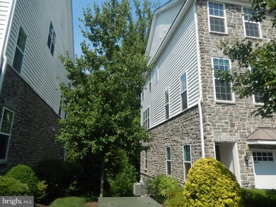 307 Corvus Cir, Media, PA 19063 - photo 2