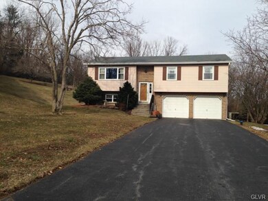 5151 Wood Ln, Emmaus, PA 18049 - photo 2