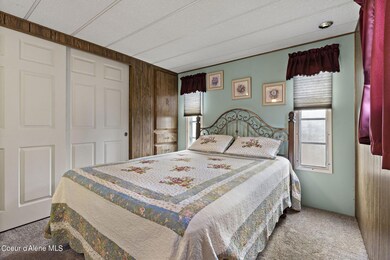 16-web-or-mls-3622-w-hudlow-dr