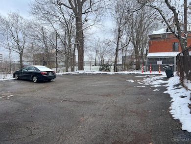 3012 Burnet Ave, Cincinnati, OH 45219 - photo 3