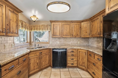 221 Cottonwood Ln, Blackfoot, ID 83221 - photo 5