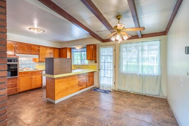 Dining Room/Kitchen