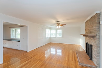 501 W Old Hickory Blvd unit Upper, Madison, TN 37115 - photo 4