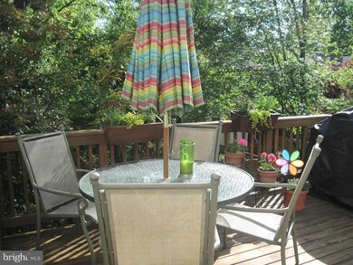 7376 Stream Way, Springfield, VA 22152 - photo 5