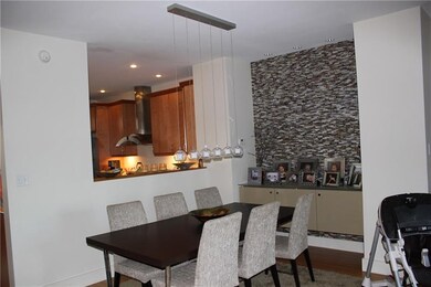 1850 Riverside Mews unit 20, Pittsburgh, PA 15203 - photo 2