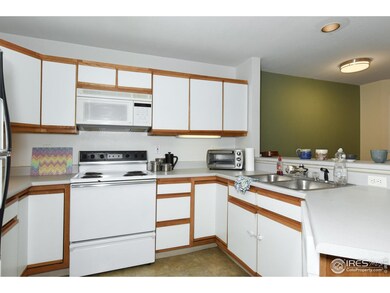 33 S Boulder Cir unit 203, Boulder, CO 80303 - photo 4