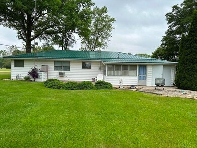 835 Rainbow Rd, Geneva, IN 46740 - photo 5