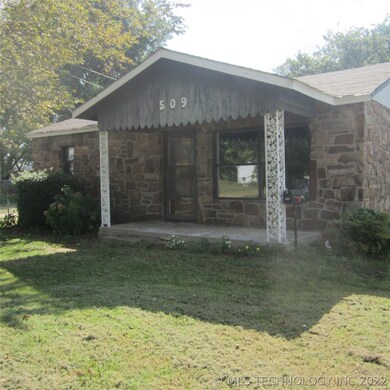 509 N Simpson St, Eufaula, OK 74432 - photo 3