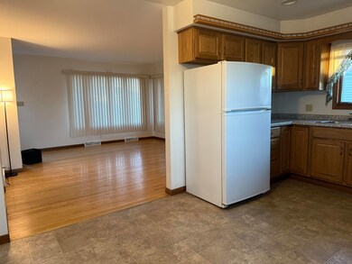 725 Harker Ave, Hartford, WI 53027 - photo 3