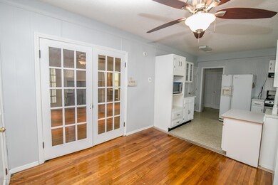 1603 Pennington Rd, Ewing, NJ 08618 - photo 7