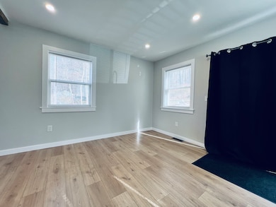 8 Rustic Rd, Ridgefield, CT 06877 - photo 4