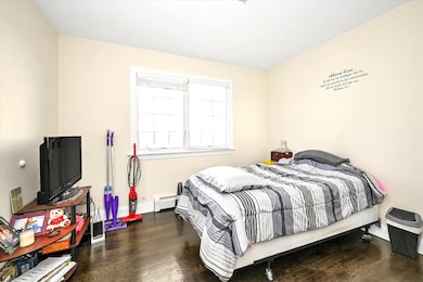 58-30 254th St, Little Neck, NY 11362 - photo 6