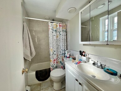 34 Clark St unit 2, Arlington, MA 02476 - photo 4