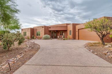 4894 W Saguaro Cliffs Drive