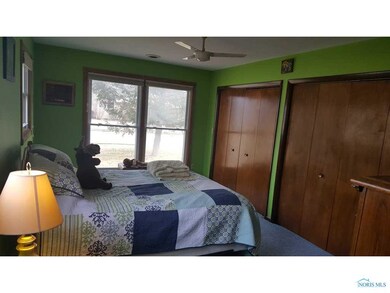 521 W College Ave, Woodville, OH 43469 - photo 7